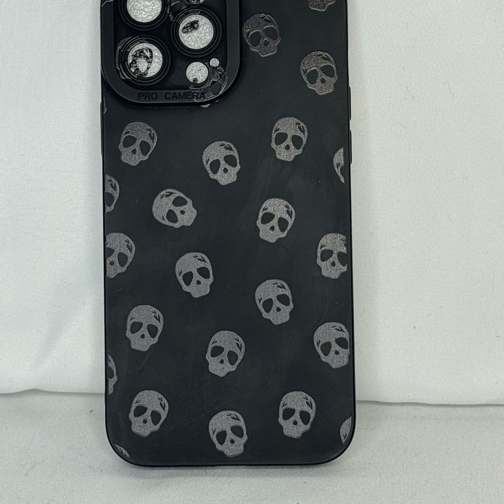 Skull Pattern Black iPhone 13 Pro Max Case